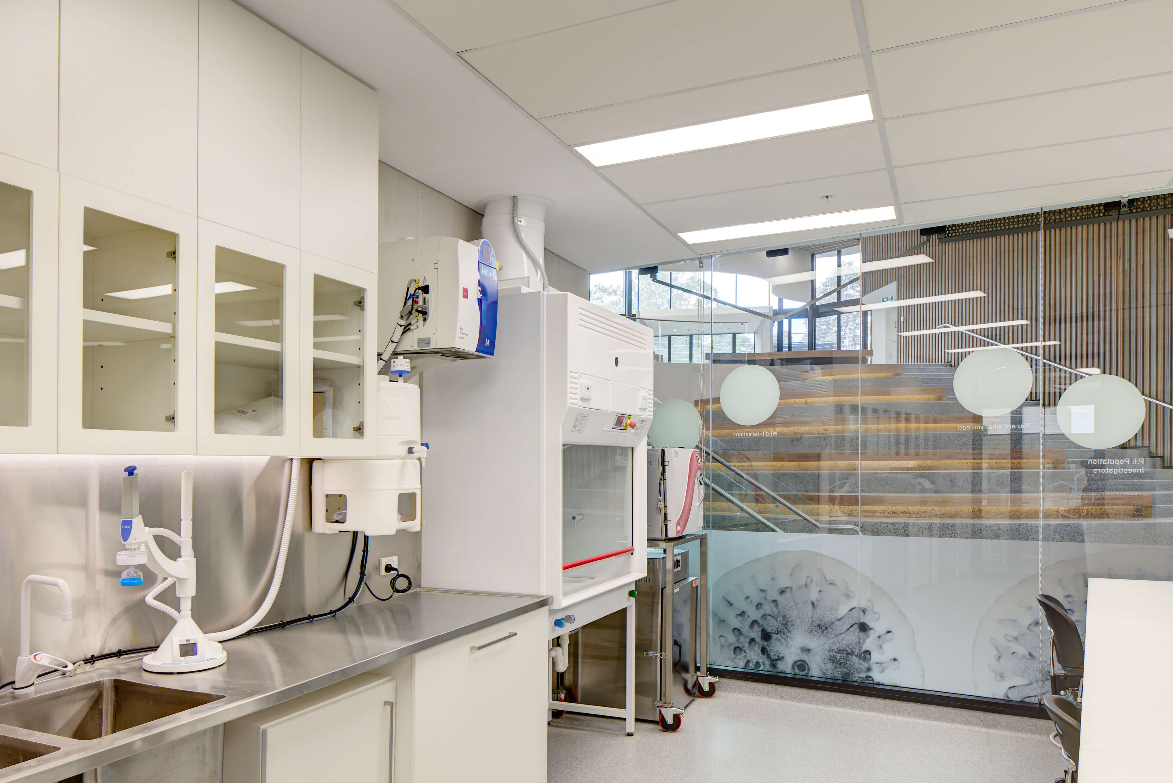 16 interior of lab for tarongas science team at taronga zoo institute sydney taylor construction education