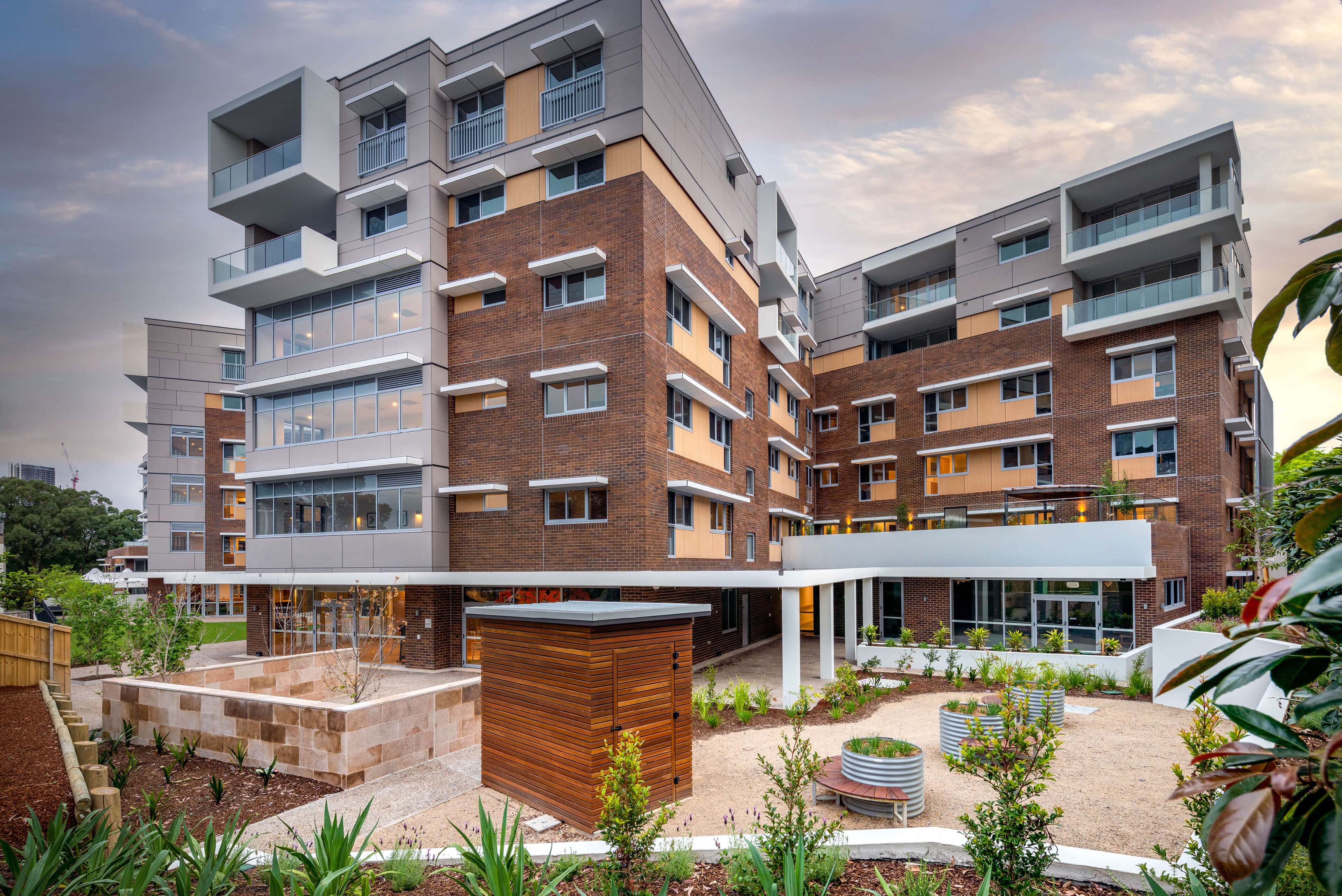 4 hero landscaping and independent living village at uniting mayflower westmead taylor construction aged care