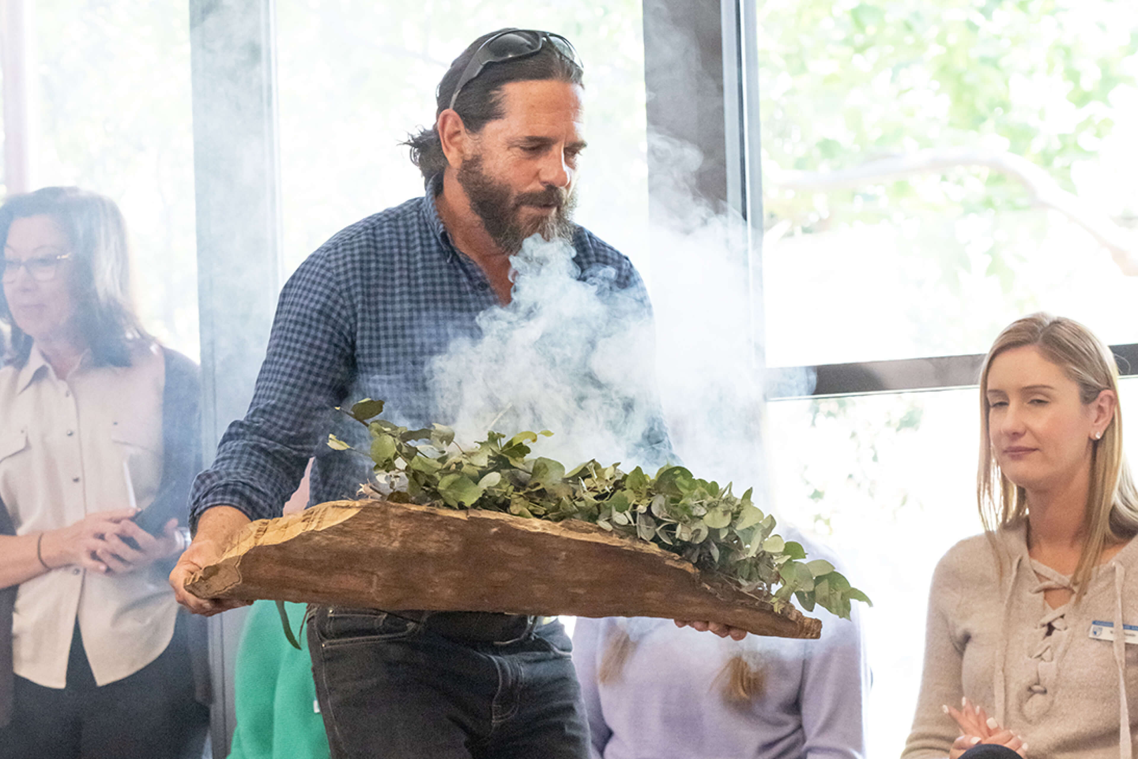 03 diversity and inclusion welcome to country and smoking ceremony alternate taylor construction photography