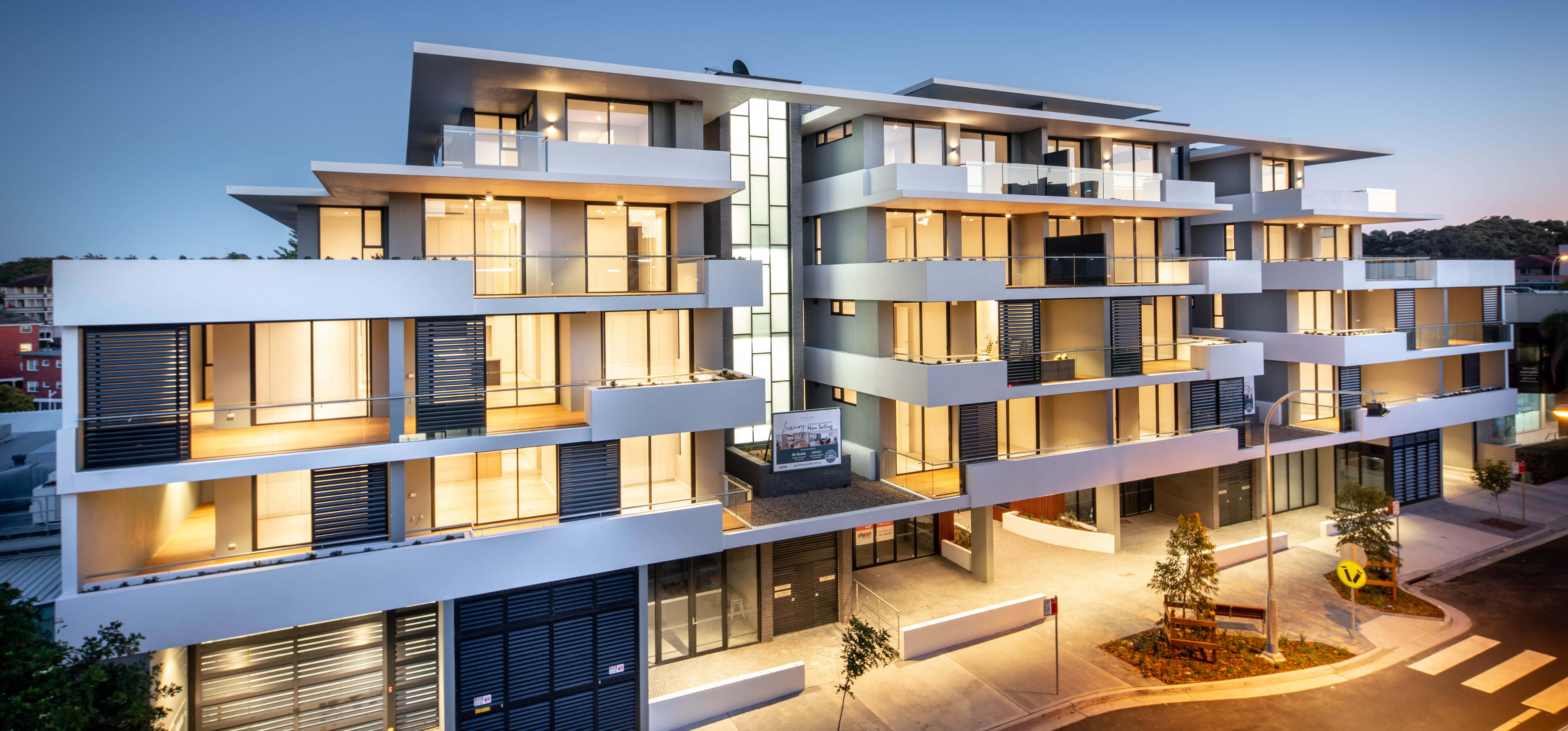 15 exterior night alternativepavilion apartments cronulla taylor construction residential