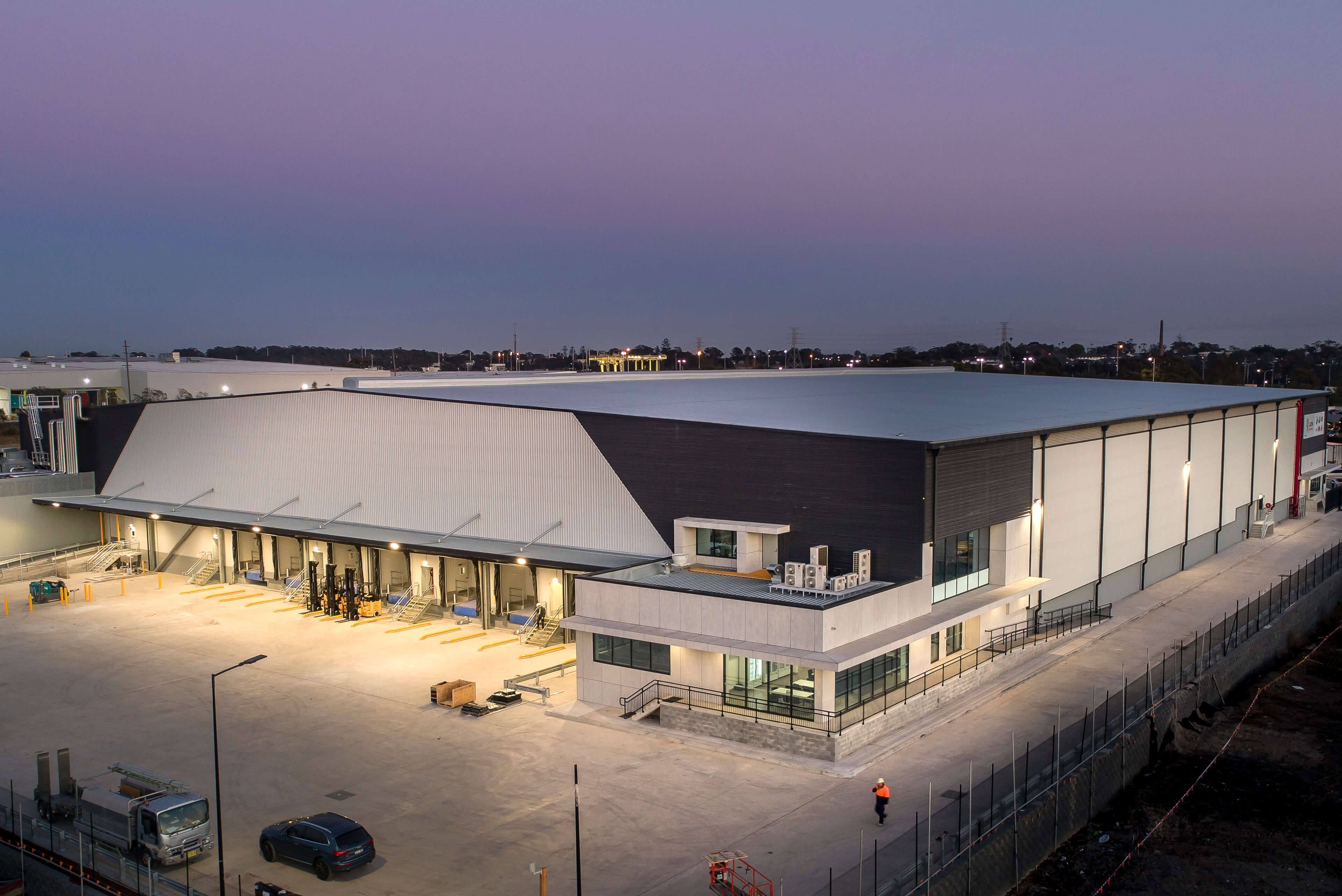 2 dusk aerial of lion milk distribution taylor construction industrial