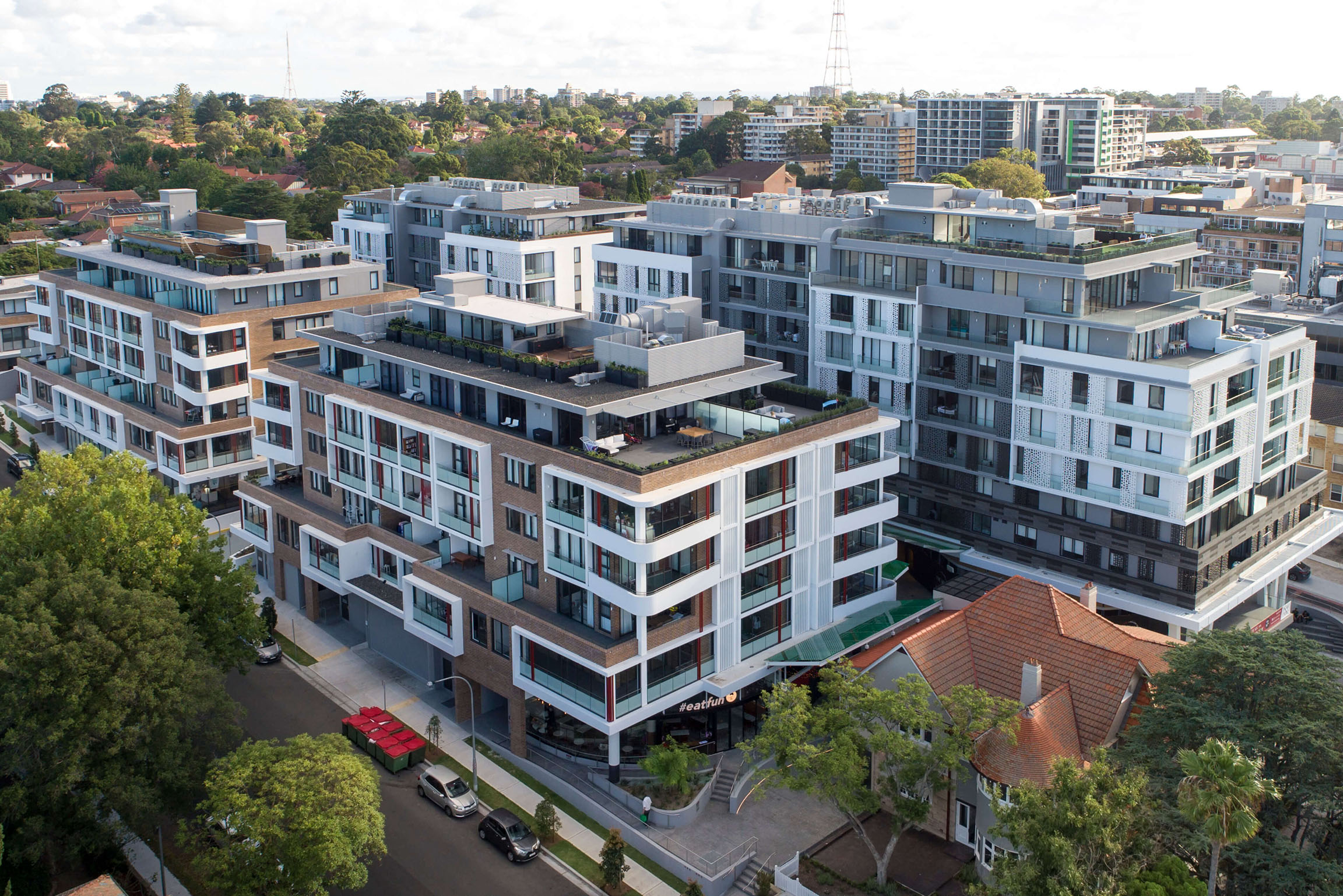 7 luxury mixed use residential and commercial complex at chatswood place taylor construction residential