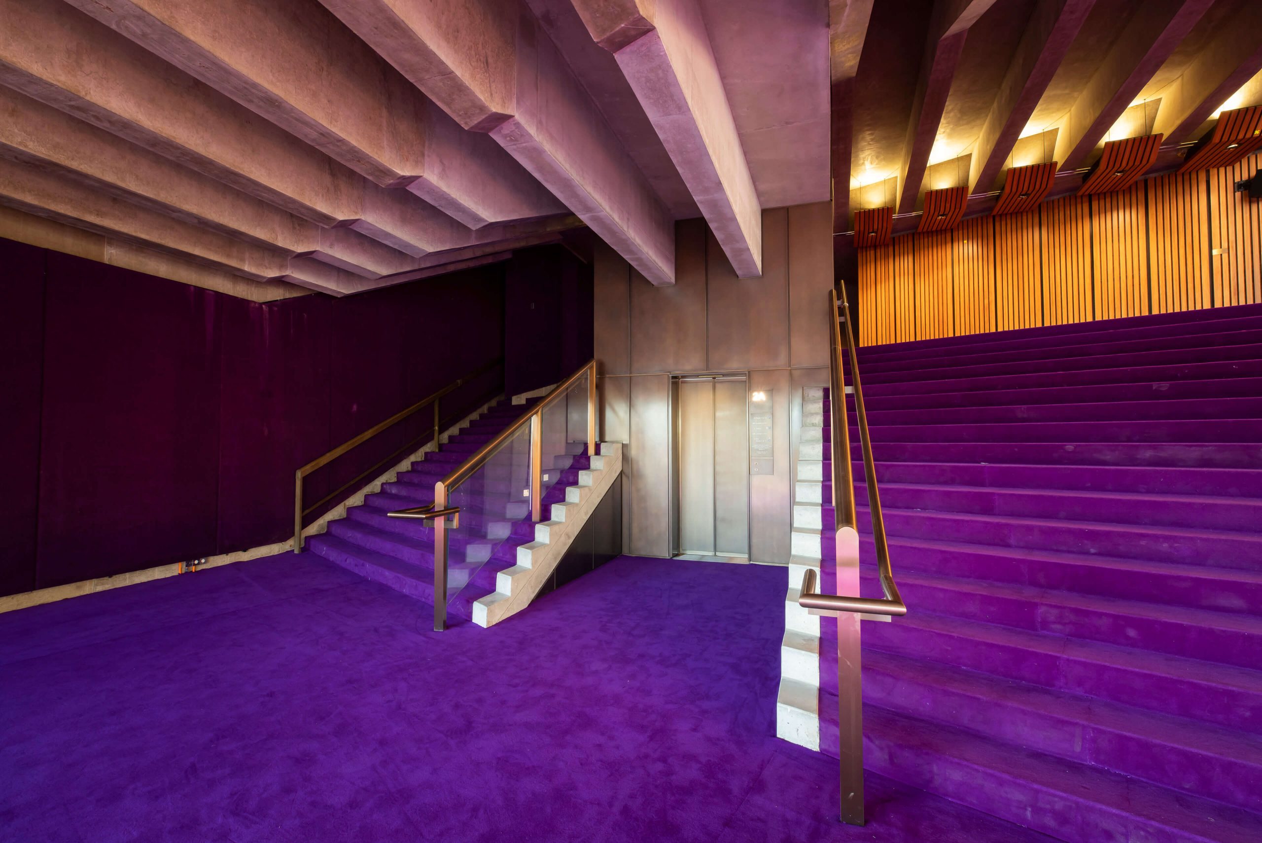9 path of travel at sydney opera house taylor construction refurbishment and live environments