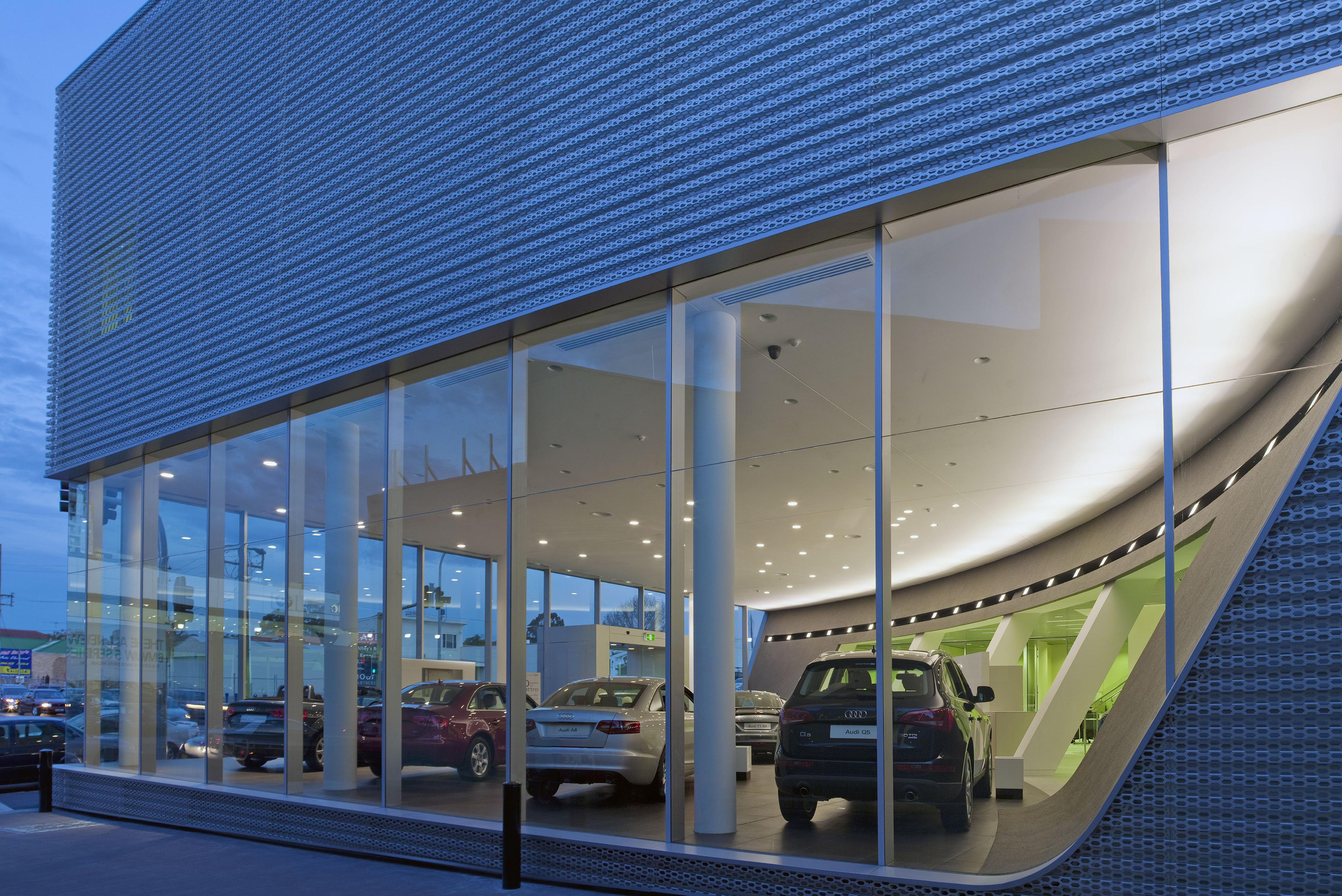 2 anodised aluminium facade audi parramatta taylor construction motor showrooms