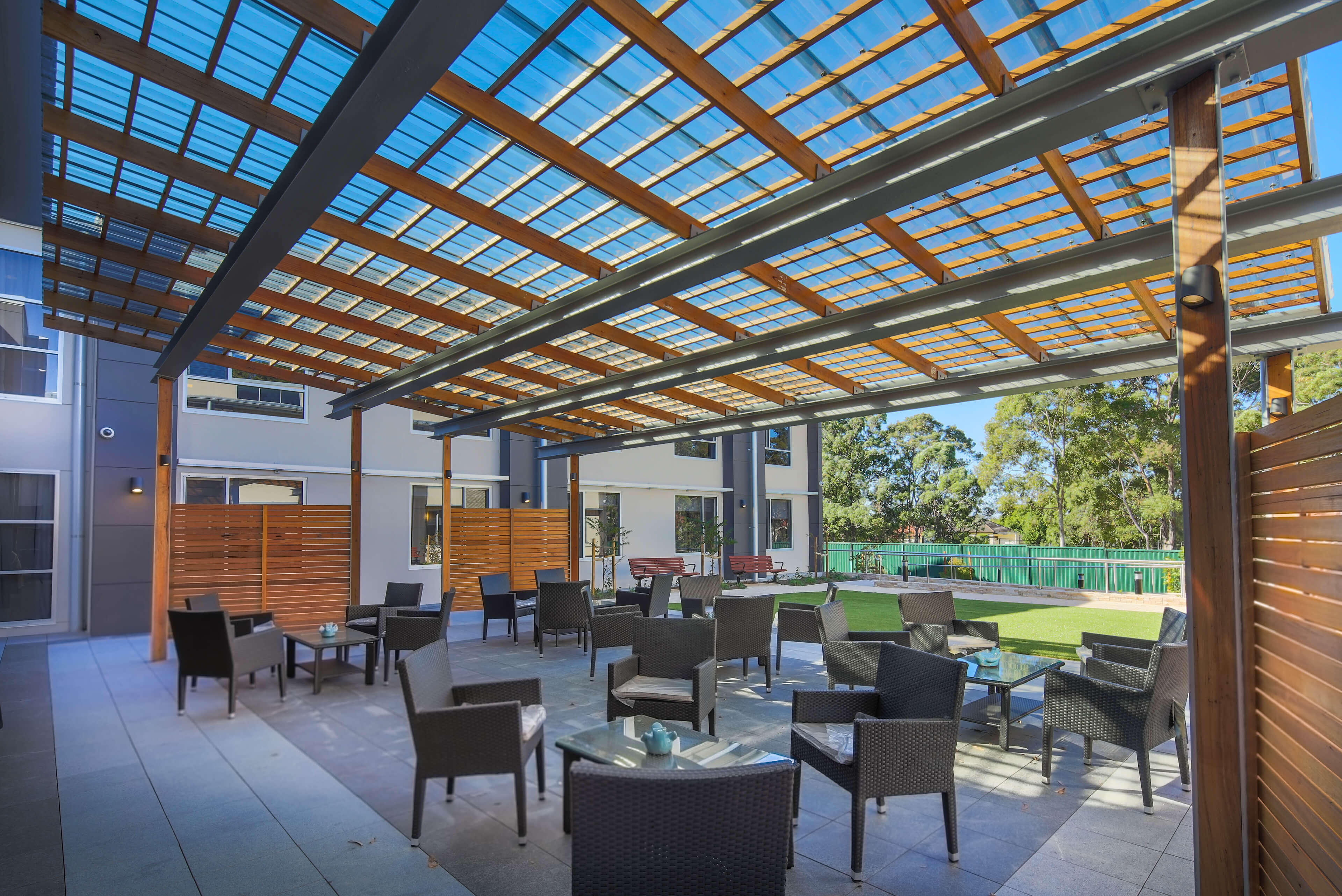 5 external entertaining courtyard bupa sutherland taylor construction health and aged care