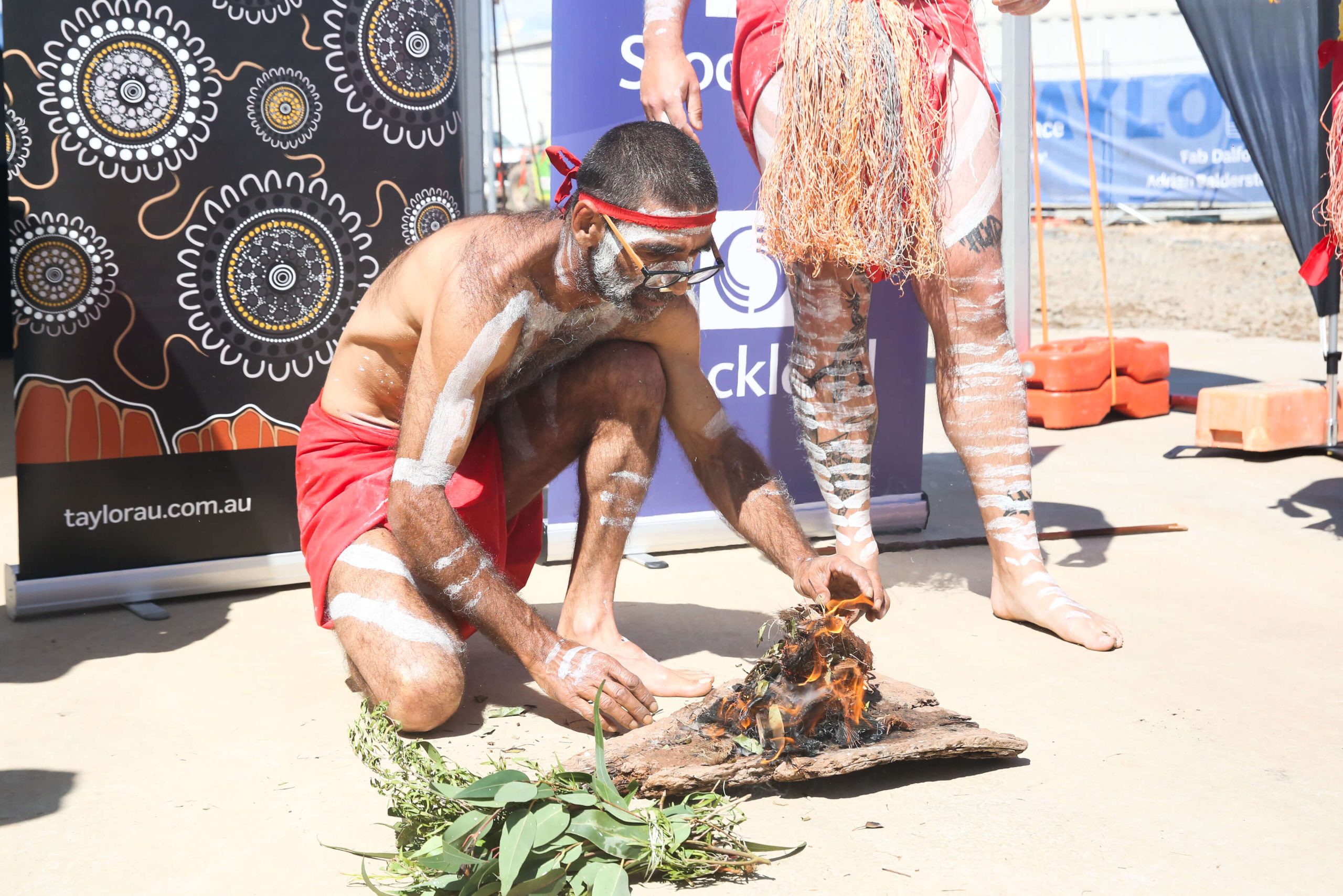 06 leslie mcleod tending stockland smoking ceremony taylor industrial
