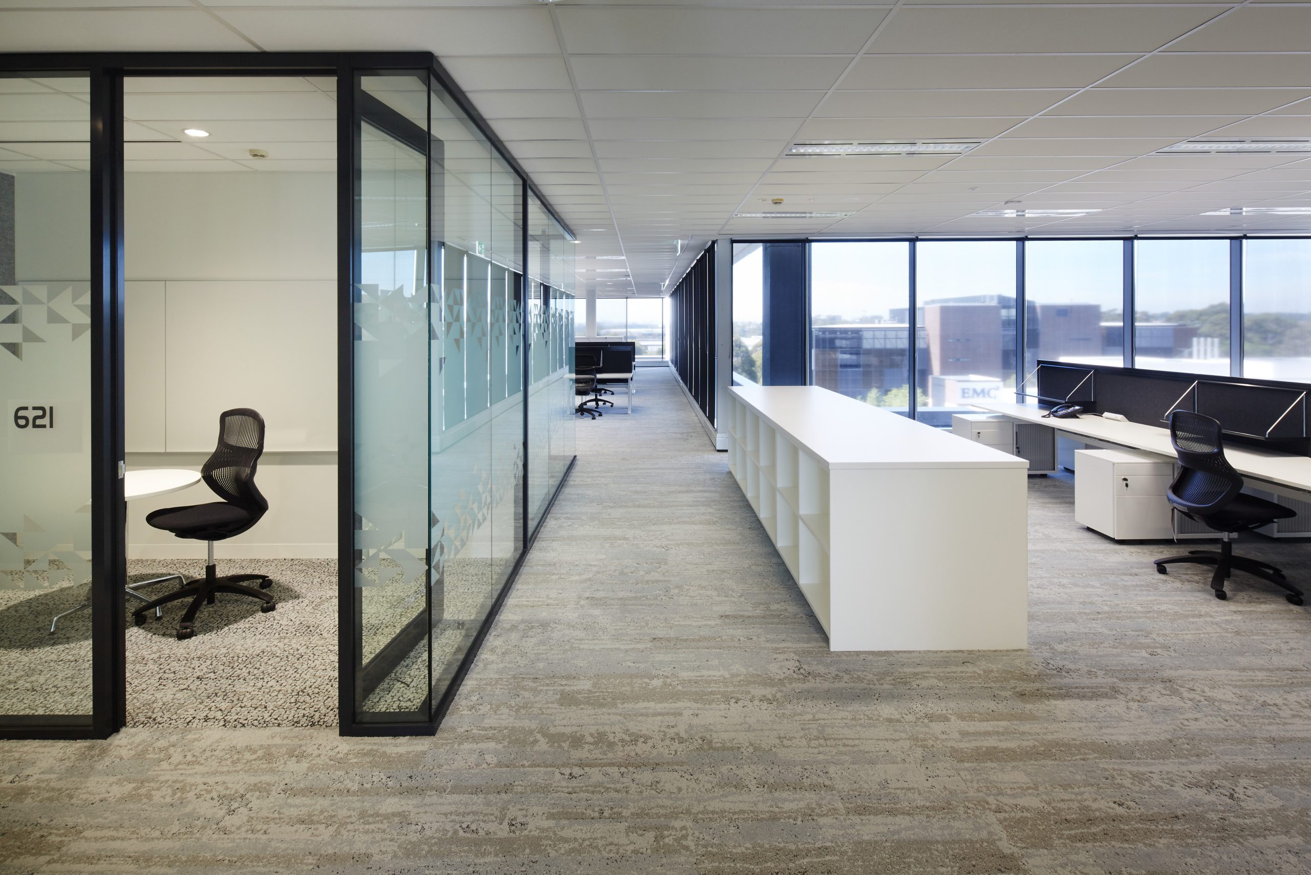 3 office space australian institute of health innovation taylor construction education fitout