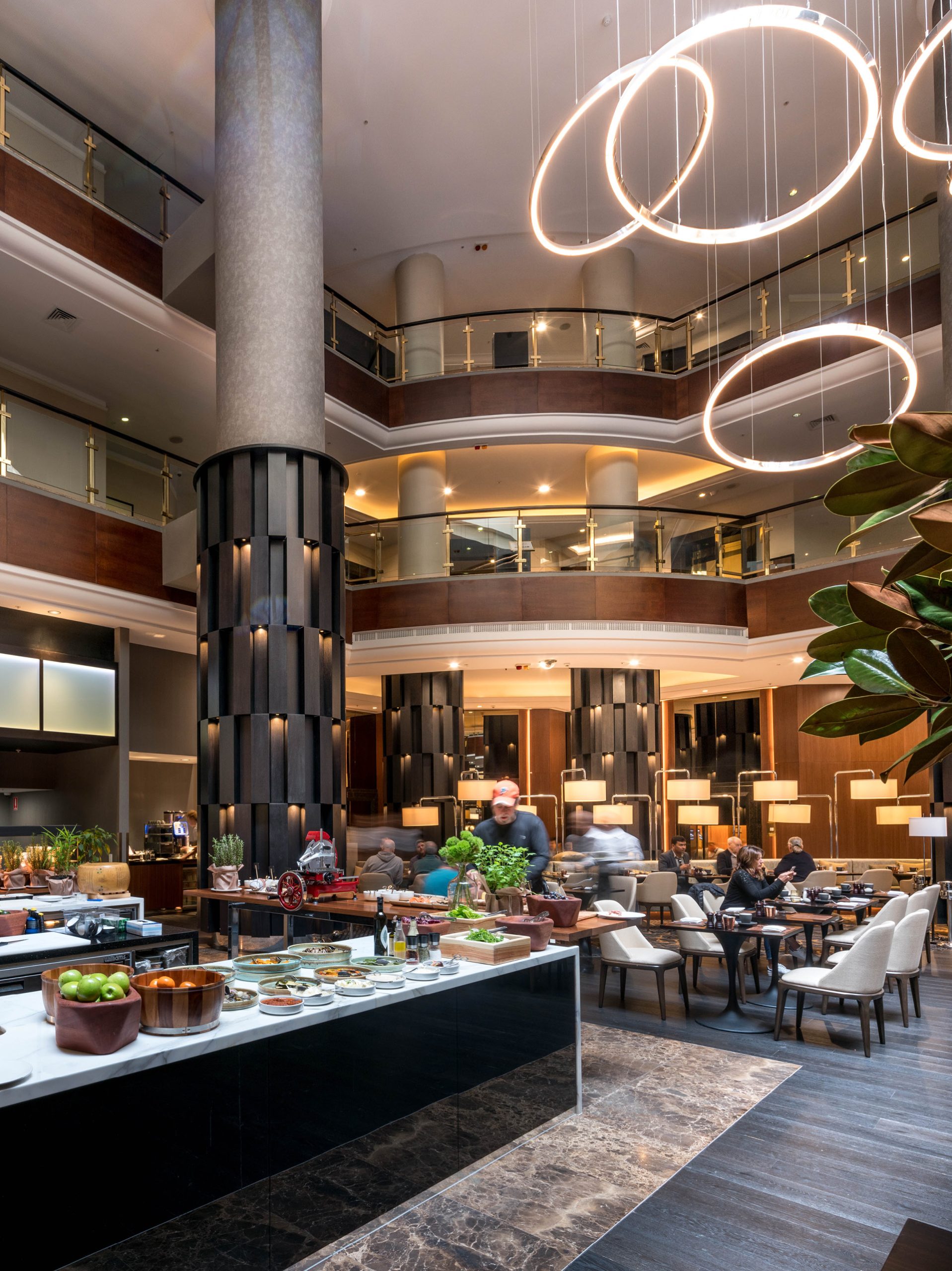 6 all day dining light feature marriott hotel circular quay taylor construction hospitality