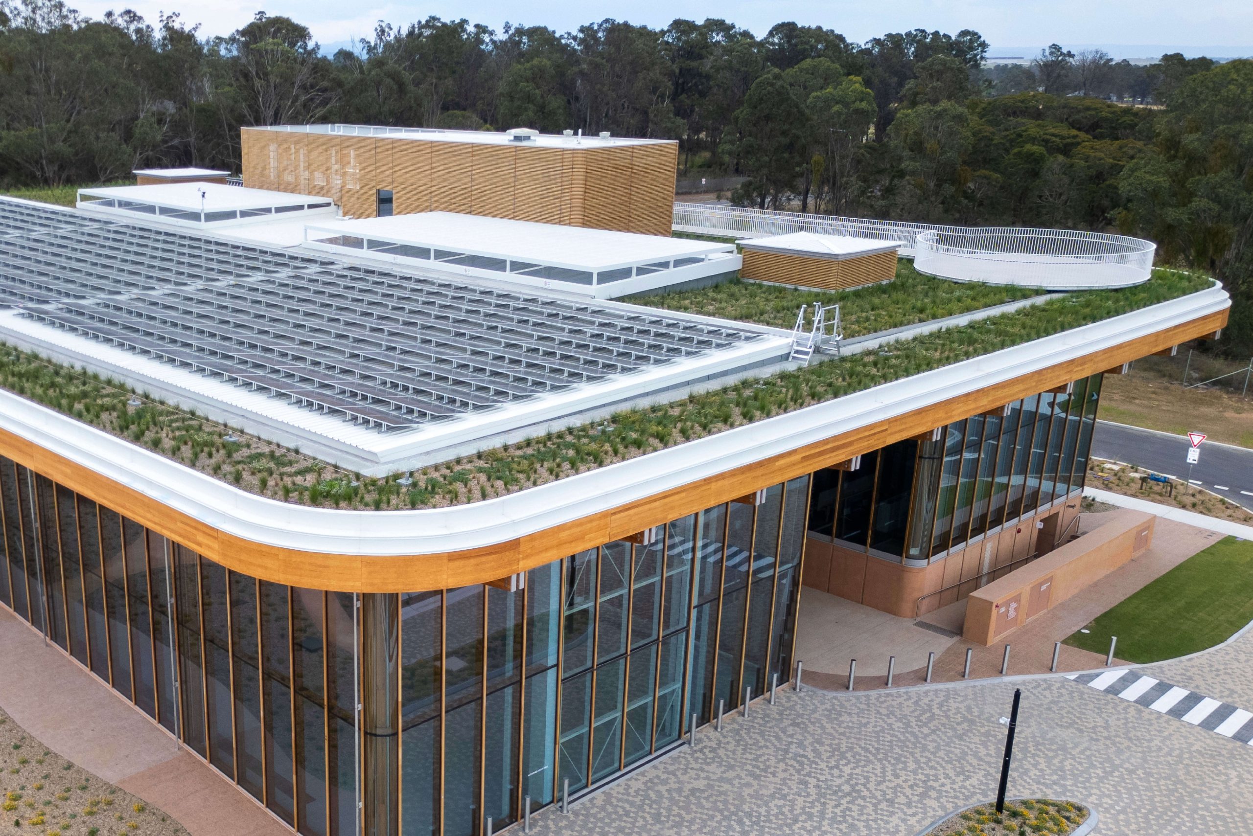 advanced manufacturing readiness facility taylor construction green rooftop