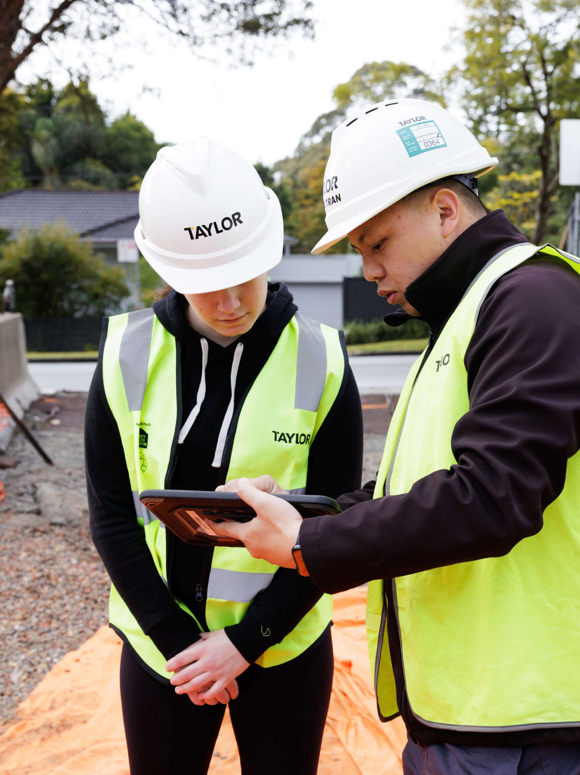 david tran 10 year anniversary taylor construction employee milestone3